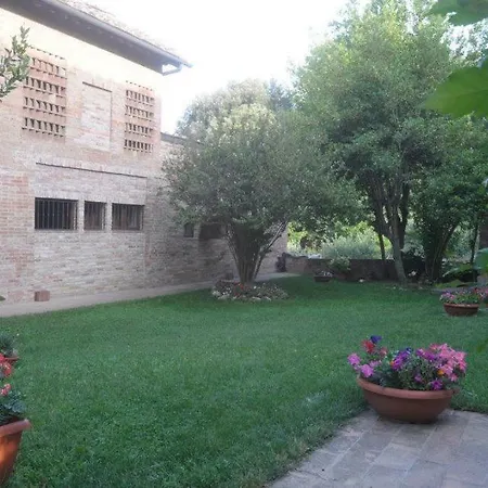 Bed & Breakfast La Flora Siena